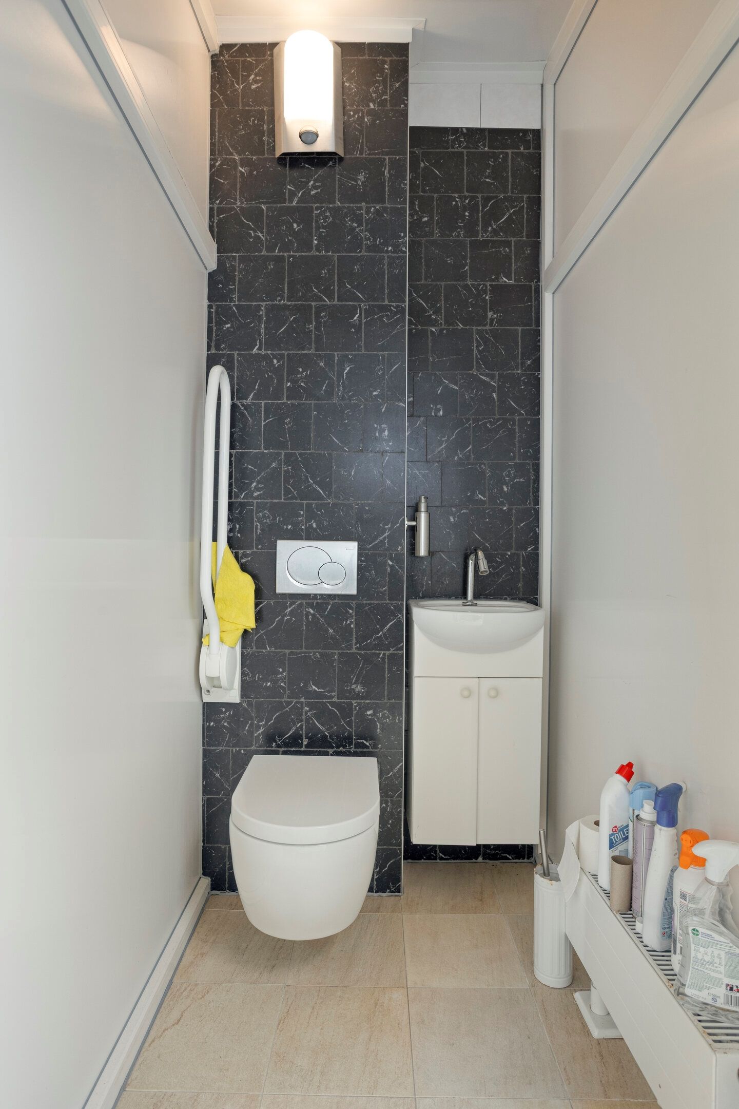 Foto 15 van Airbornelaan 45