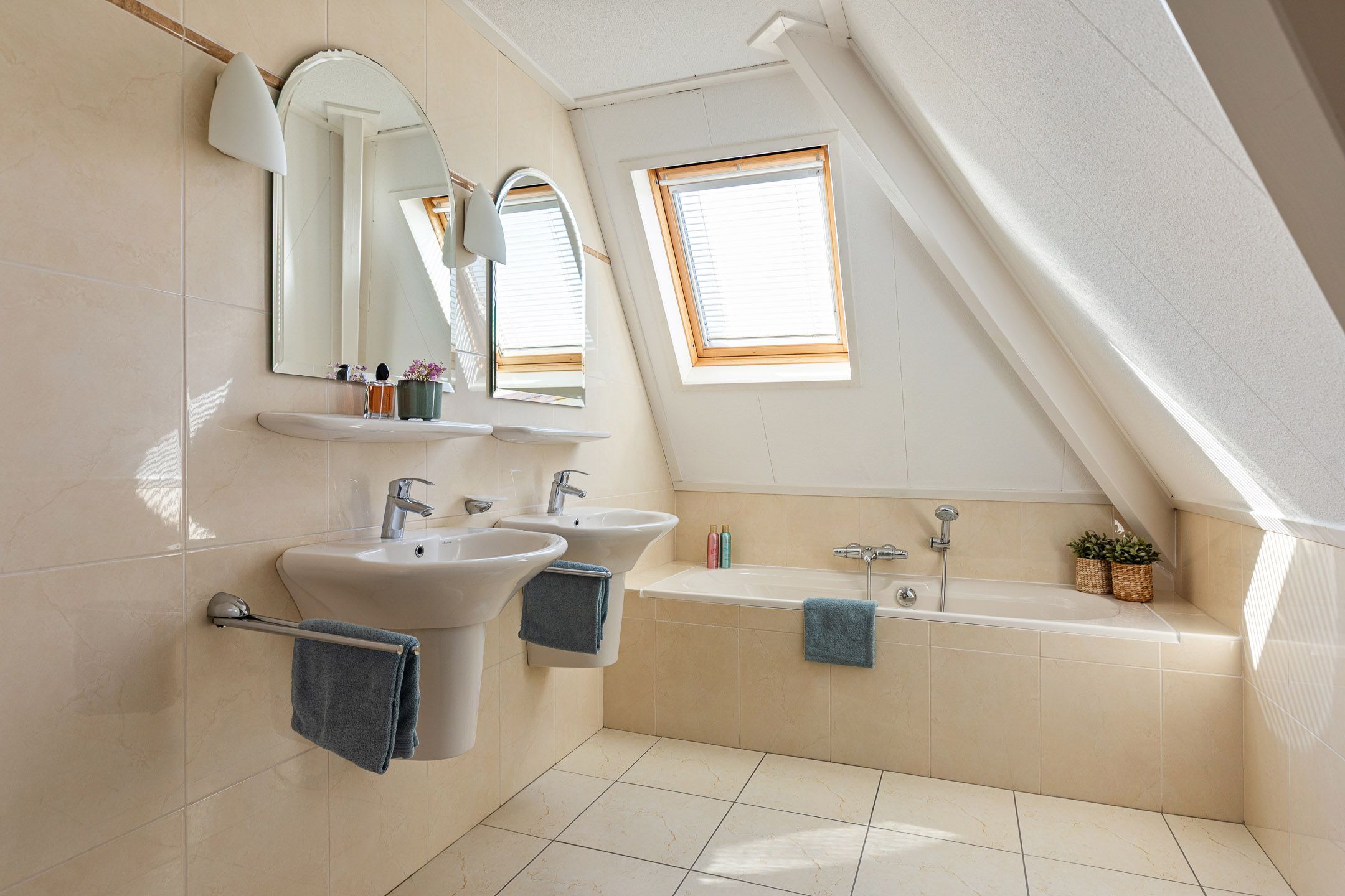 Foto 12 van Erve Escher 1