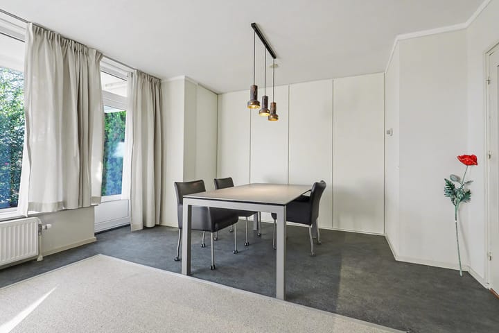 Photo 3 of Ir. Lelystraat 6