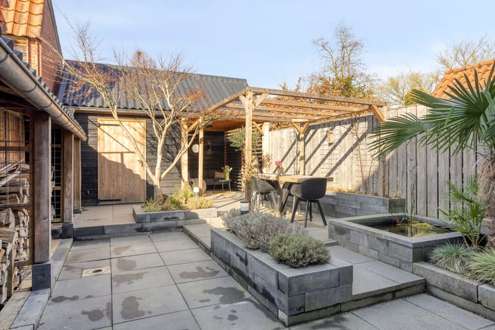 Foto 4 van P. Wierengaweg 20