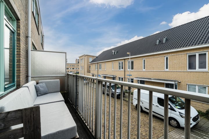 Photo 4 of Cornelis Roobolstraat 31