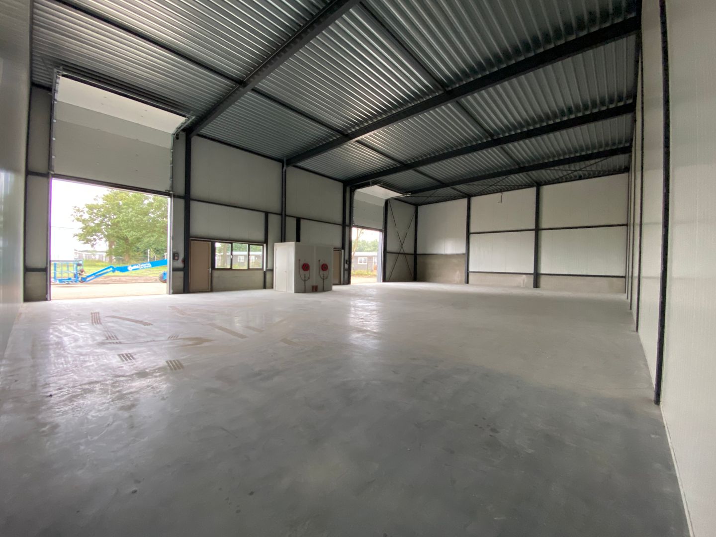 Bekijk foto 2 van Loek Nelissenstraat 9