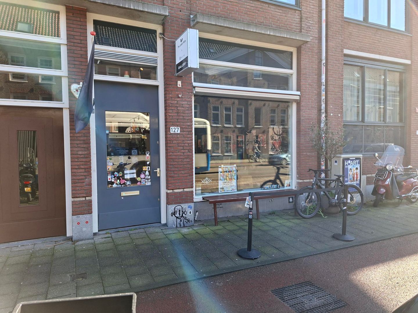 Bekijk foto 1 van Marnixstraat 127