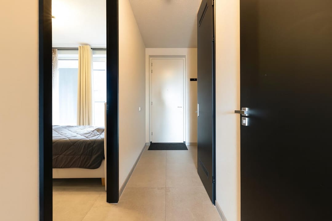 Foto 11 van Mies van der Rohestraat 89