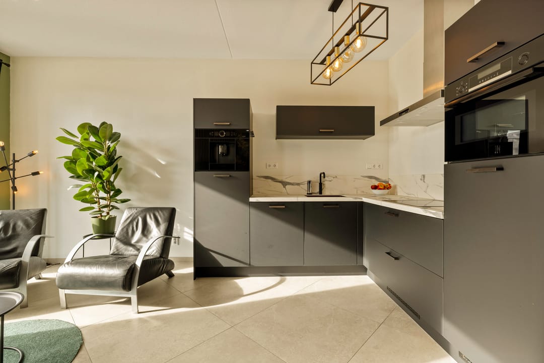 Foto 13 van Mies van der Rohestraat 89