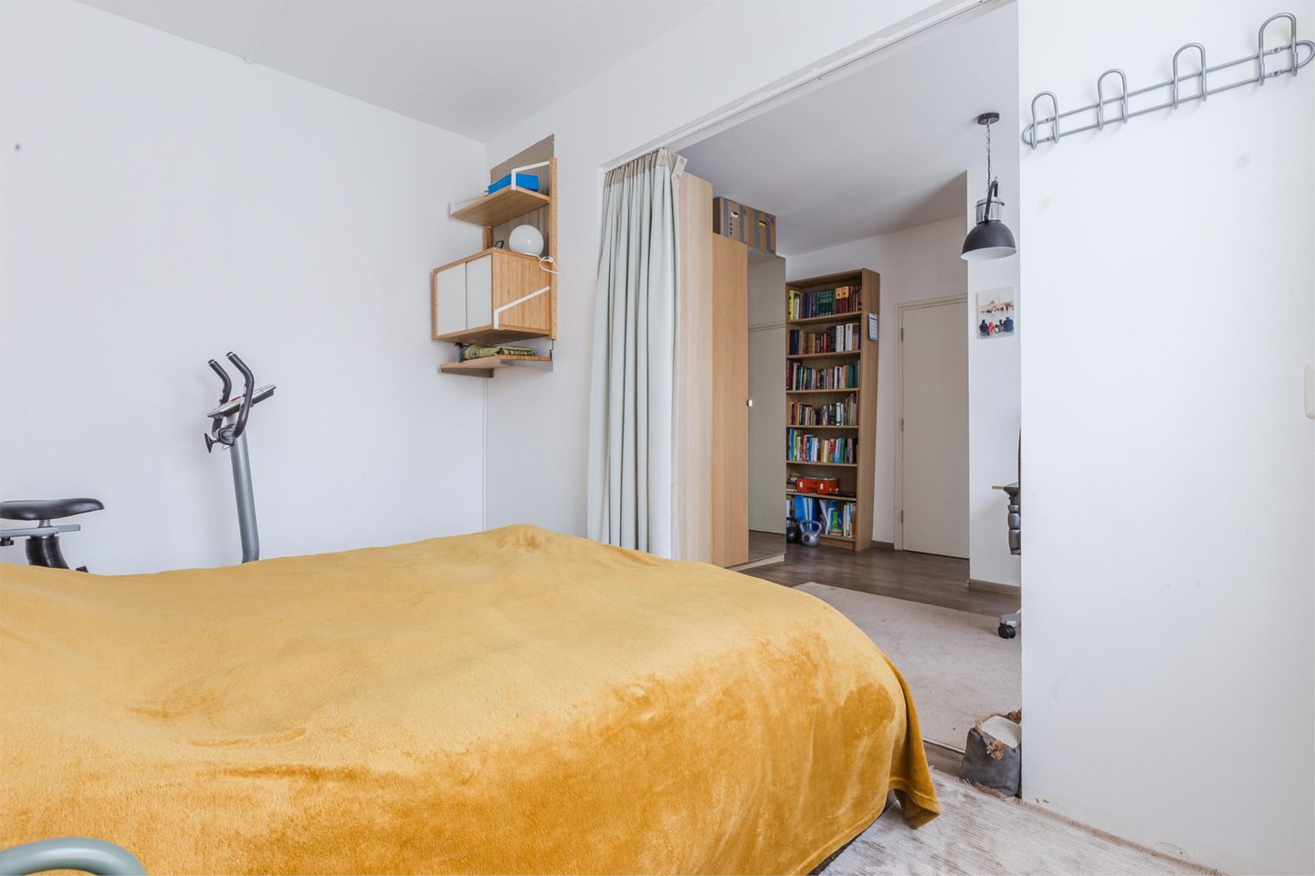 Foto 19 van Leenhofstraat 39