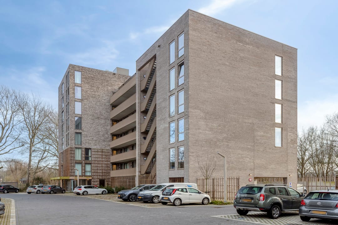 Foto 1 van Picassolaan 803