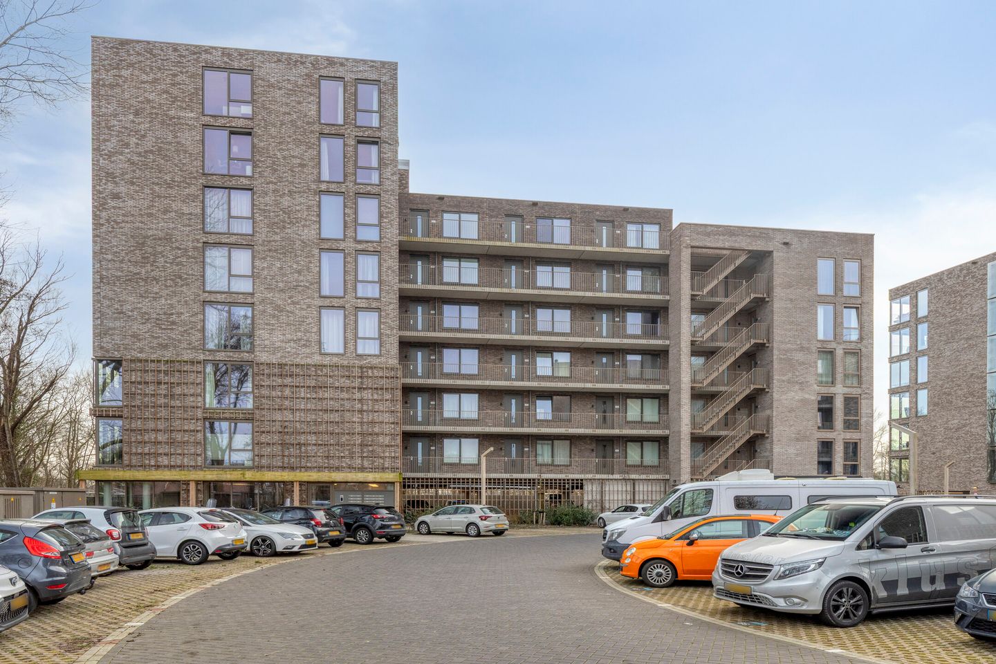 Foto 5 van Picassolaan 803