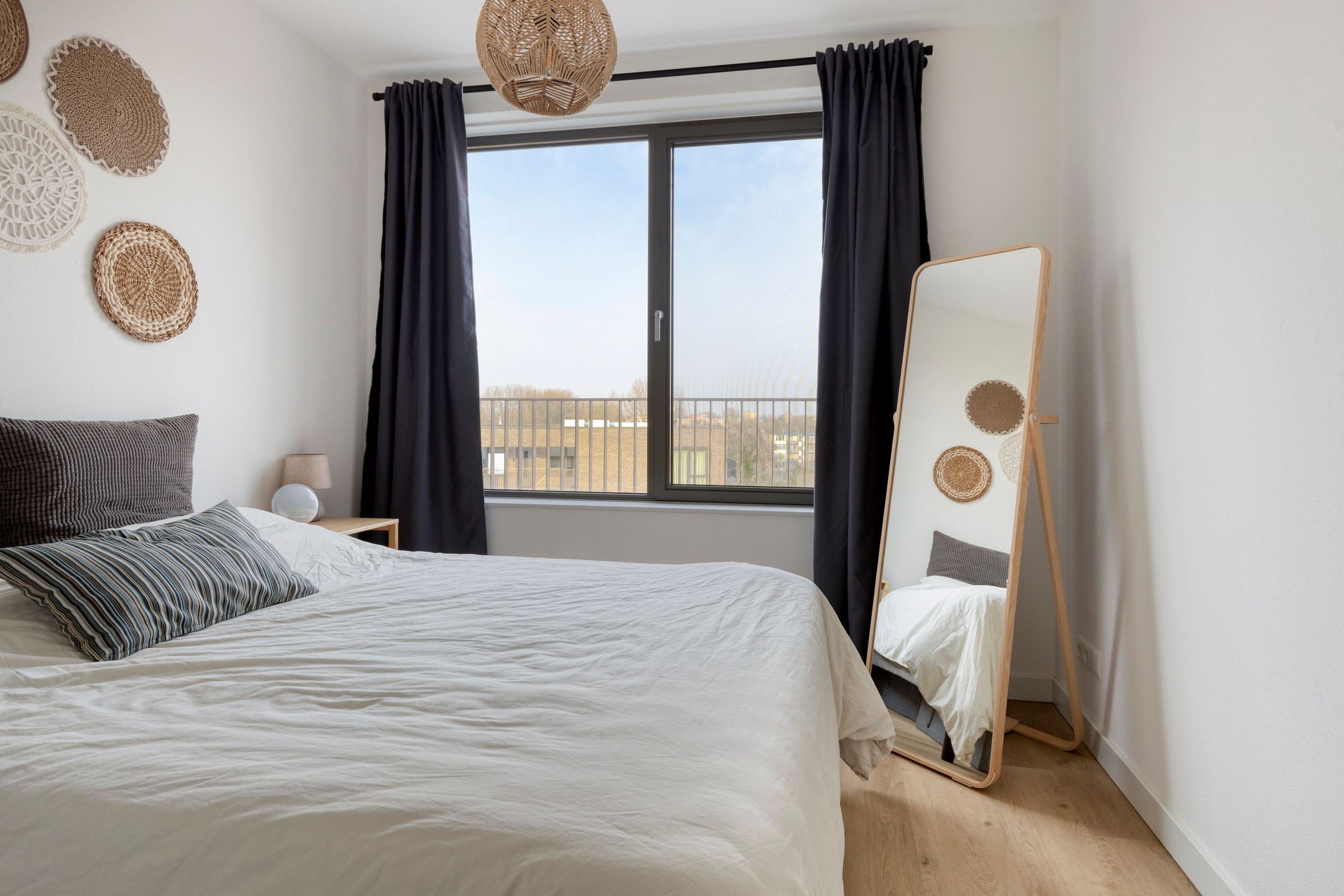 Foto 18 van Picassolaan 803