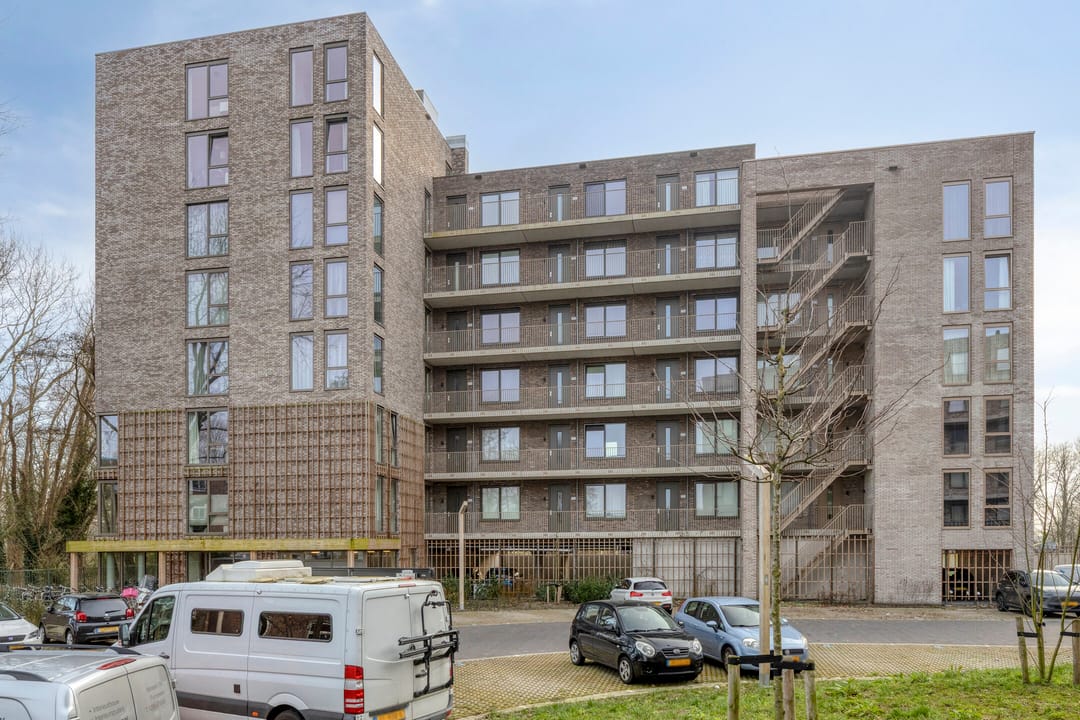 Foto 23 van Picassolaan 803