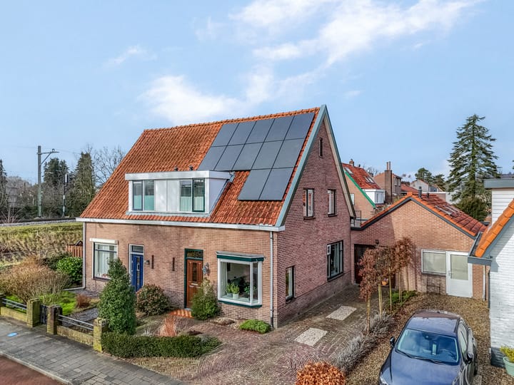 Prins Bernhardlaan 24