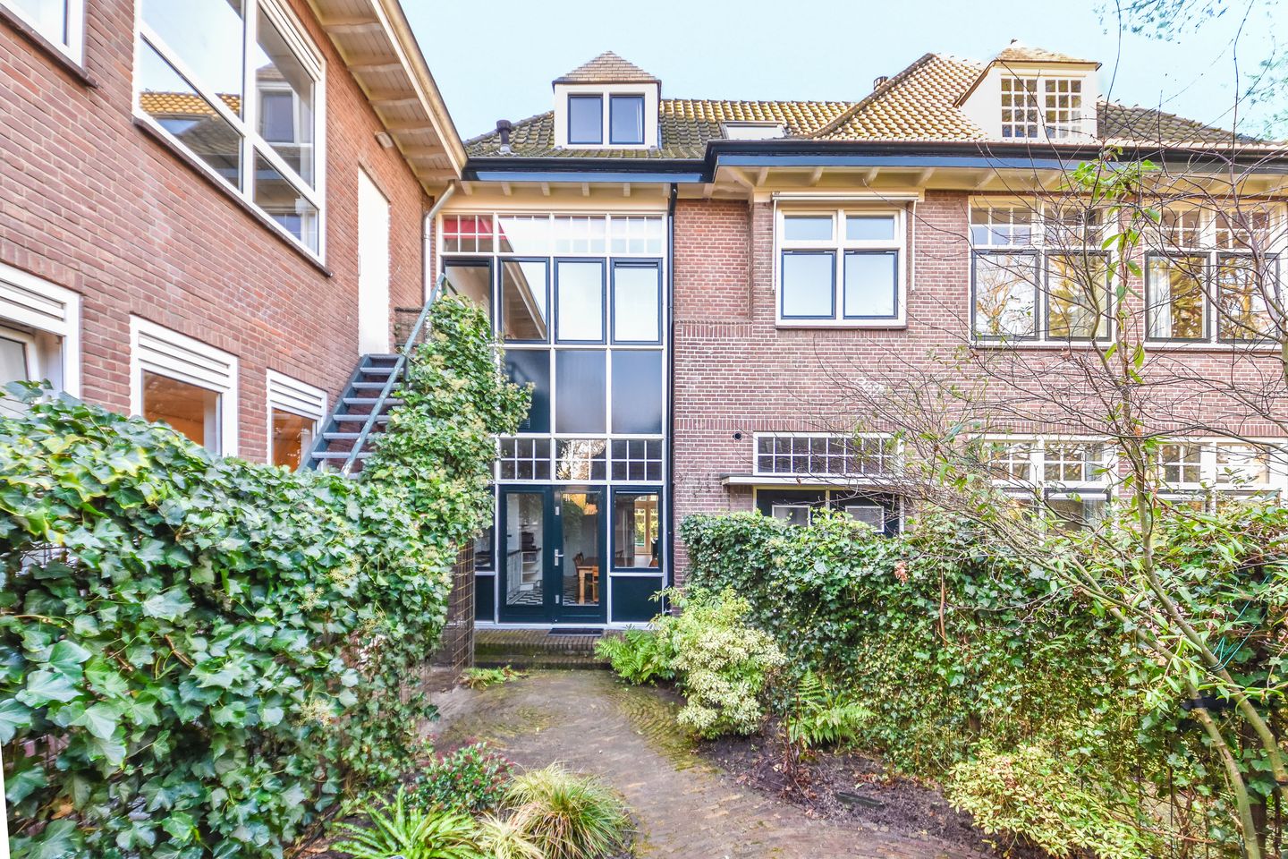 Foto 10 van Mendes da Costalaan 30