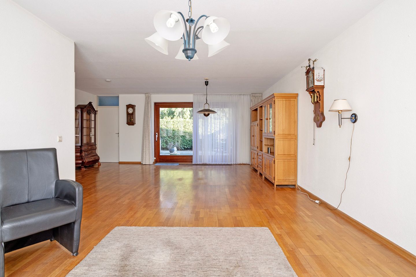 Foto 10 van Bijenhof 5