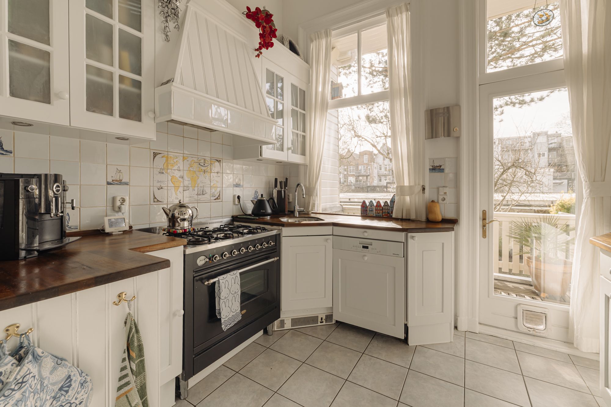 Foto 15 van Bredeweg 16-H