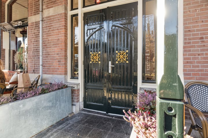 Photo 3 of Voorstraat 14-C