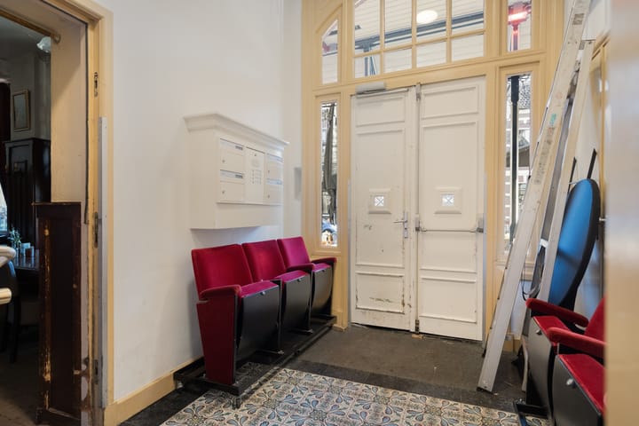 Photo 4 of Voorstraat 14-C