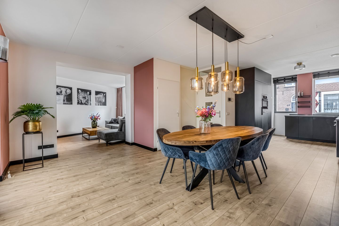 Photo 5 of Hoogendijkstraat 23