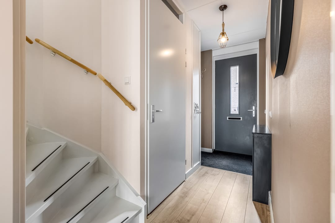 Photo 8 of Hoogendijkstraat 23