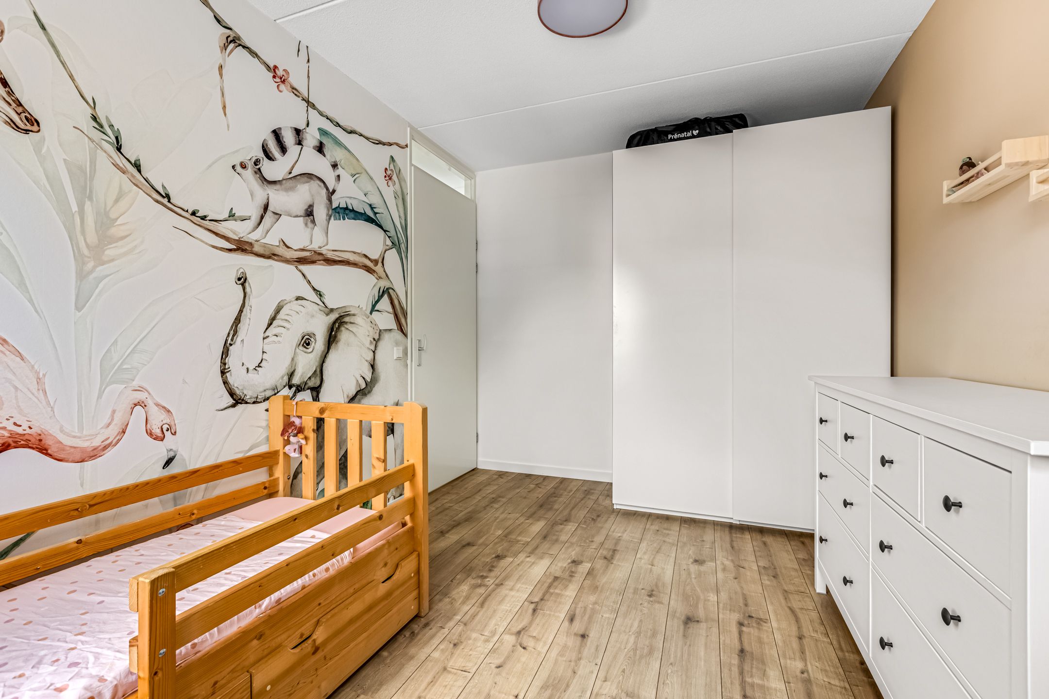 Photo 12 of Hoogendijkstraat 23