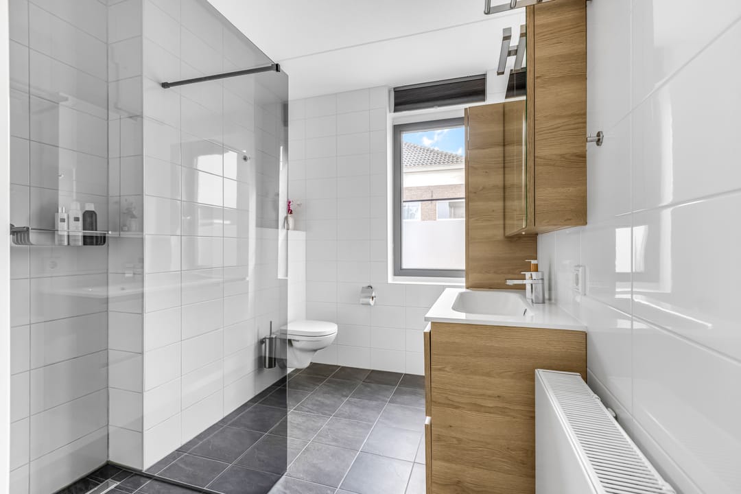 Photo 13 of Hoogendijkstraat 23