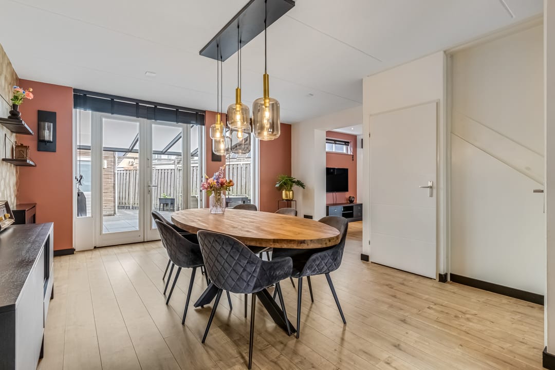 Photo 26 of Hoogendijkstraat 23