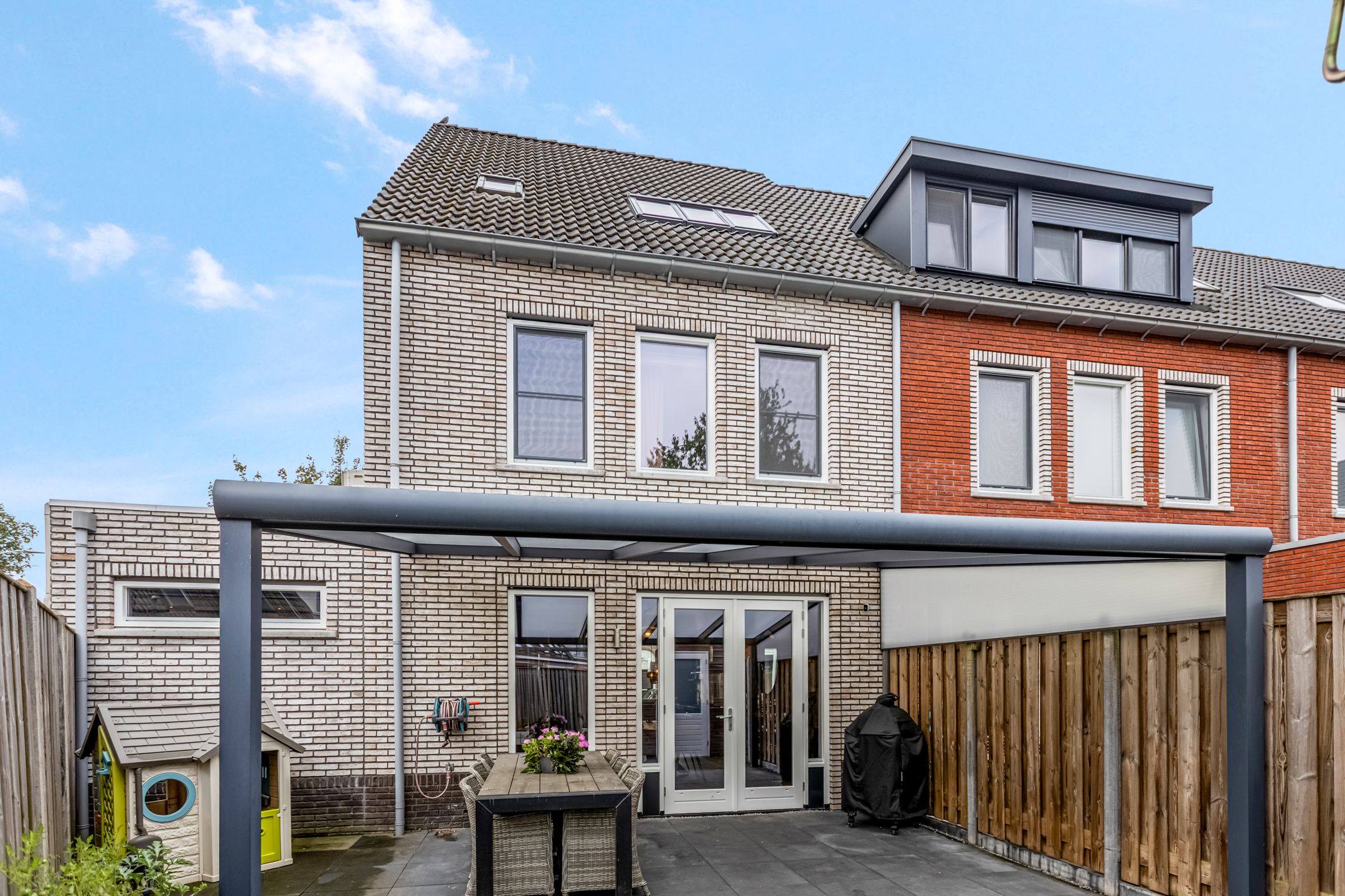 Photo 30 of Hoogendijkstraat 23