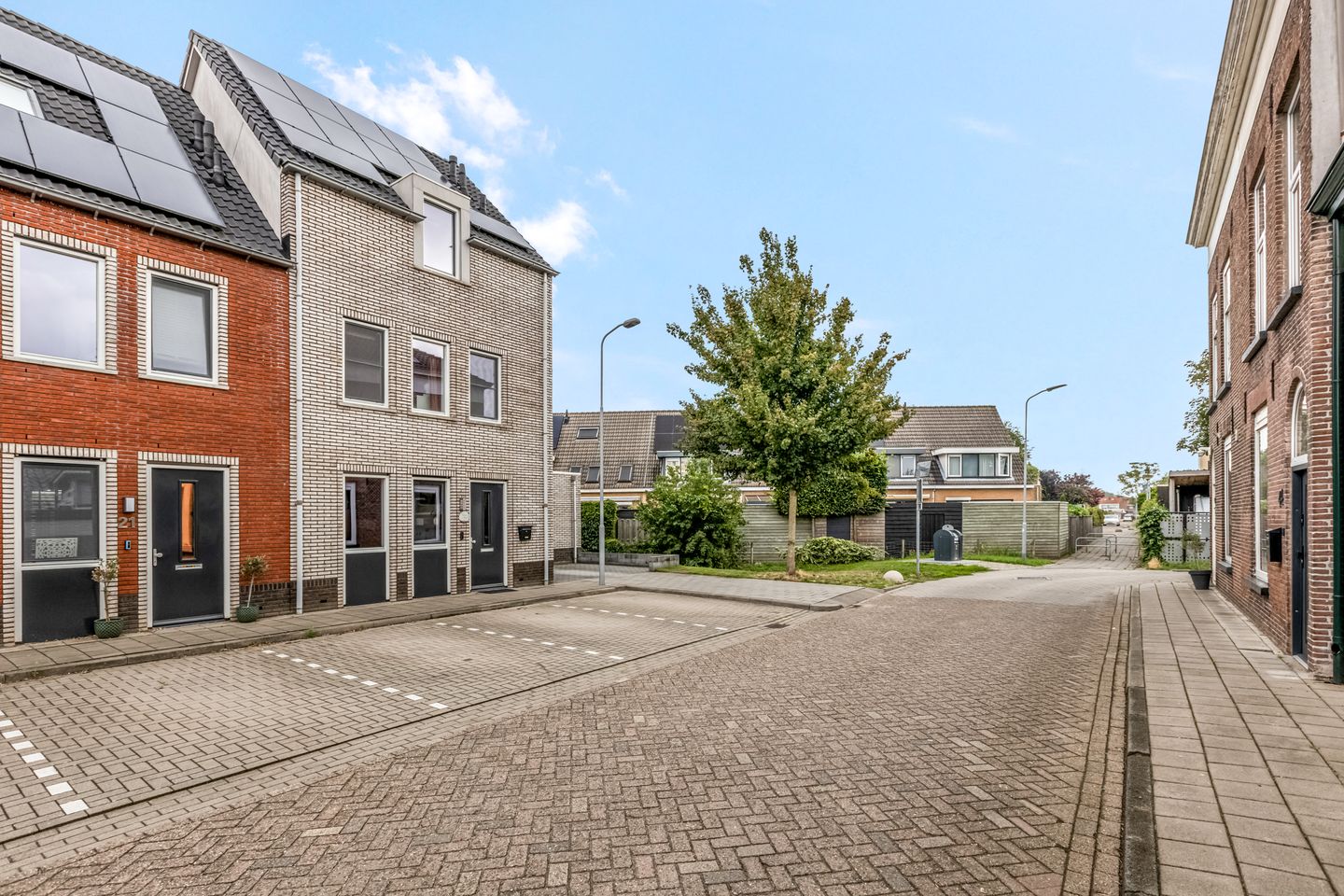 Photo 34 of Hoogendijkstraat 23