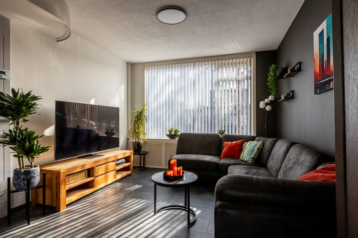 Photo 4 of Waagmeestersstraat 9