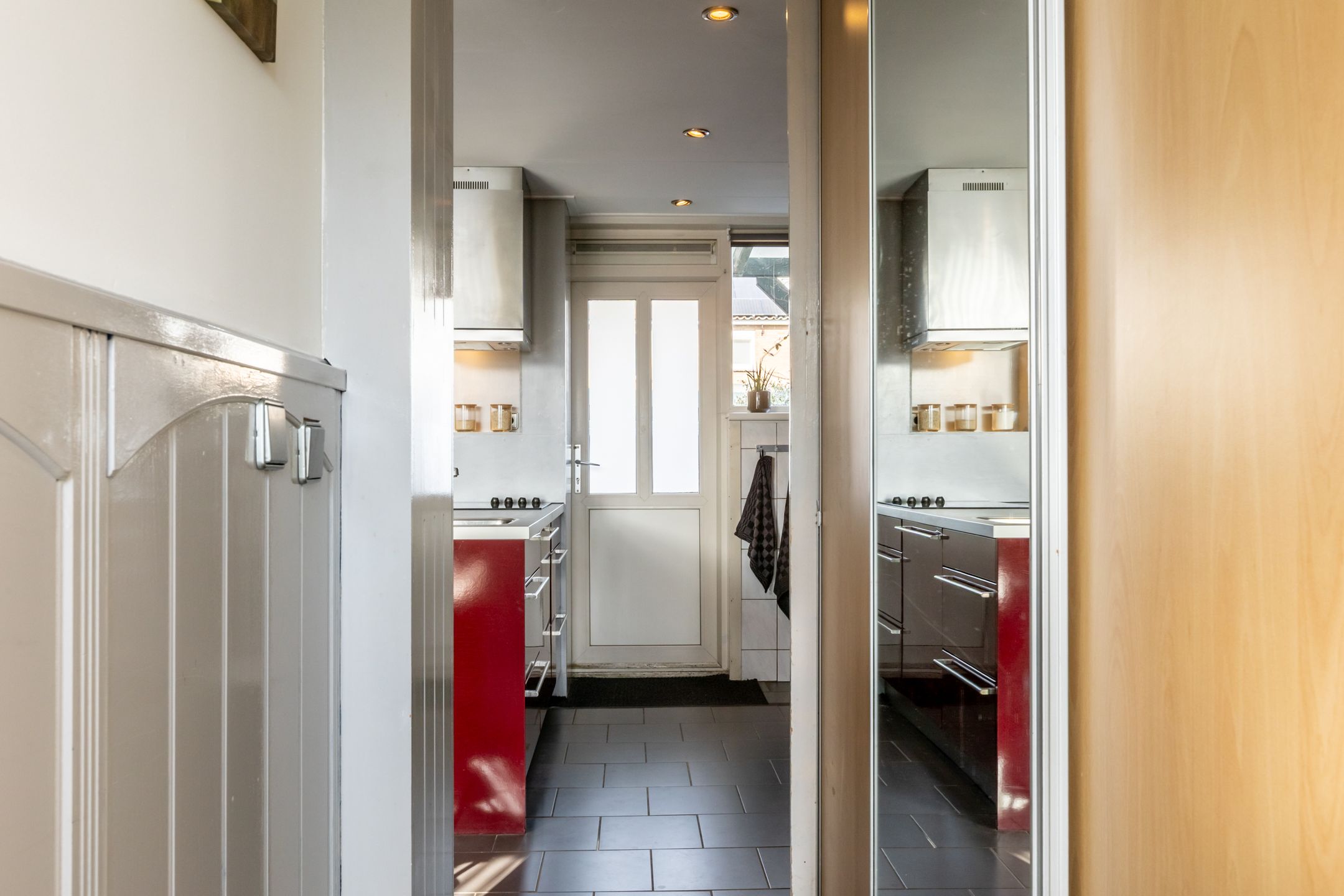 Photo 15 of Waagmeestersstraat 9