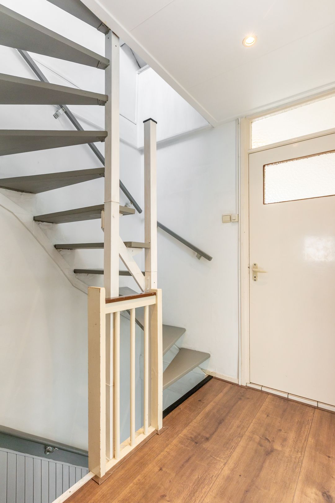 Photo 16 of Waagmeestersstraat 9