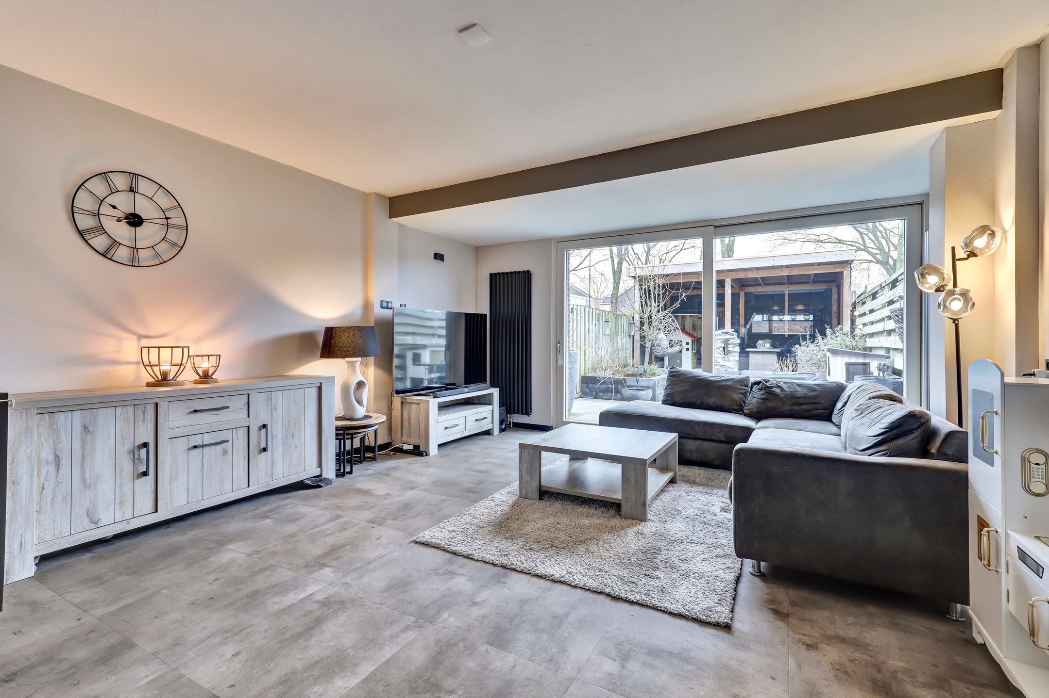 Photo 9 of Haspel 10