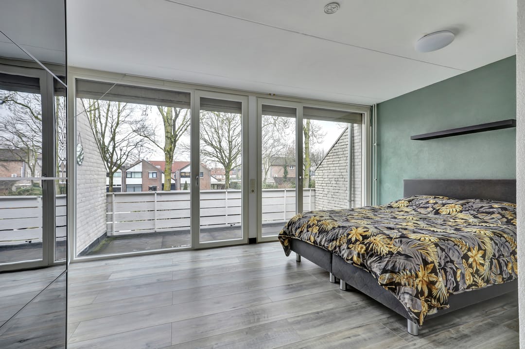 Photo 16 of Haspel 10