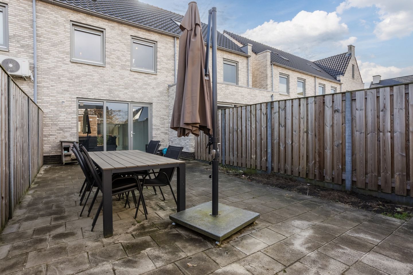 Foto 34 van Piet Bartenstraat 28