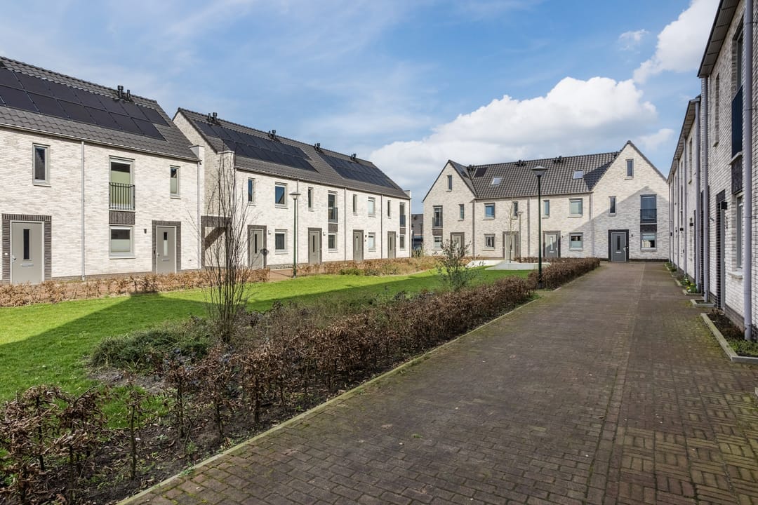 Foto 38 van Piet Bartenstraat 28