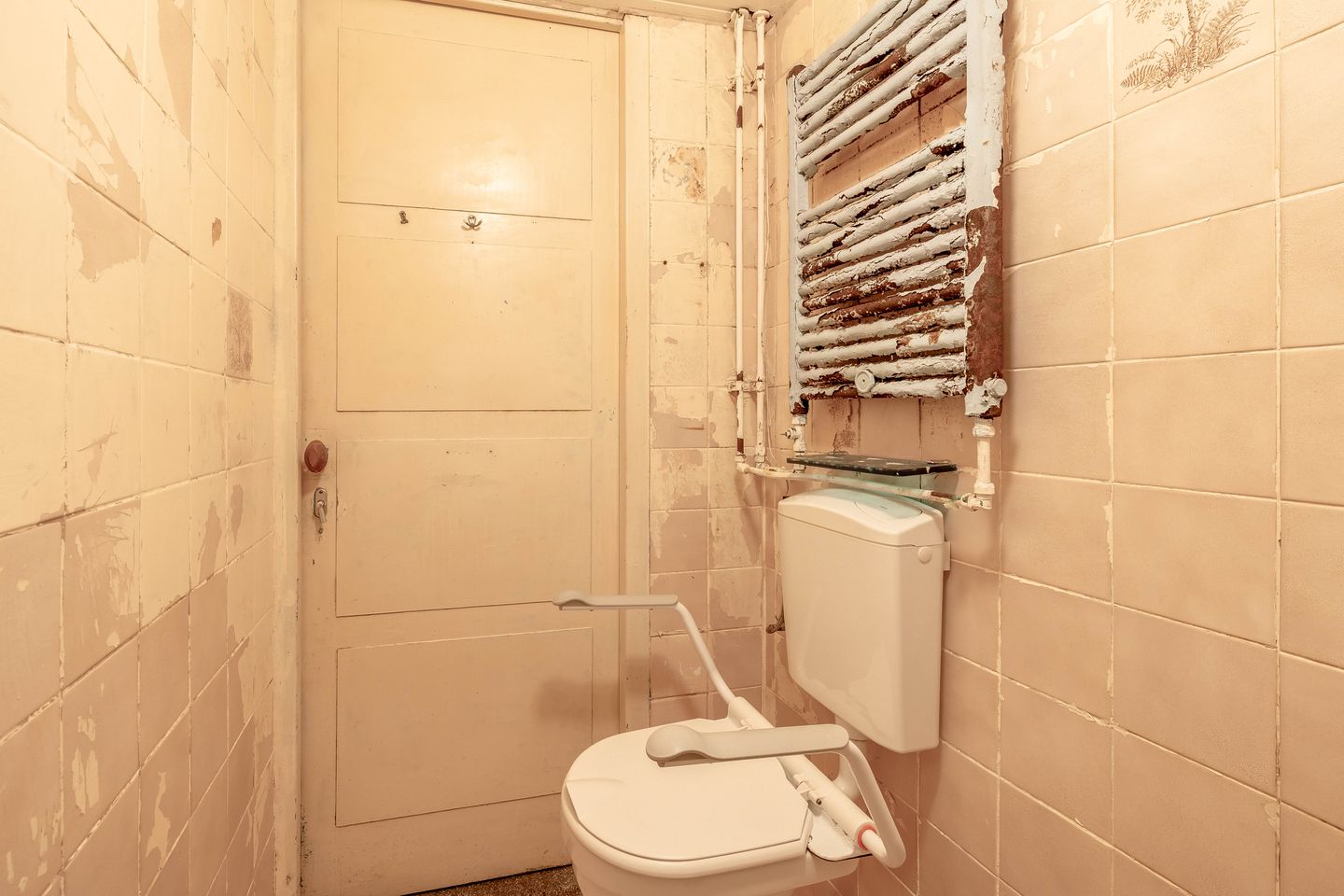 Photo 35 of Madeliefstraat 47-A