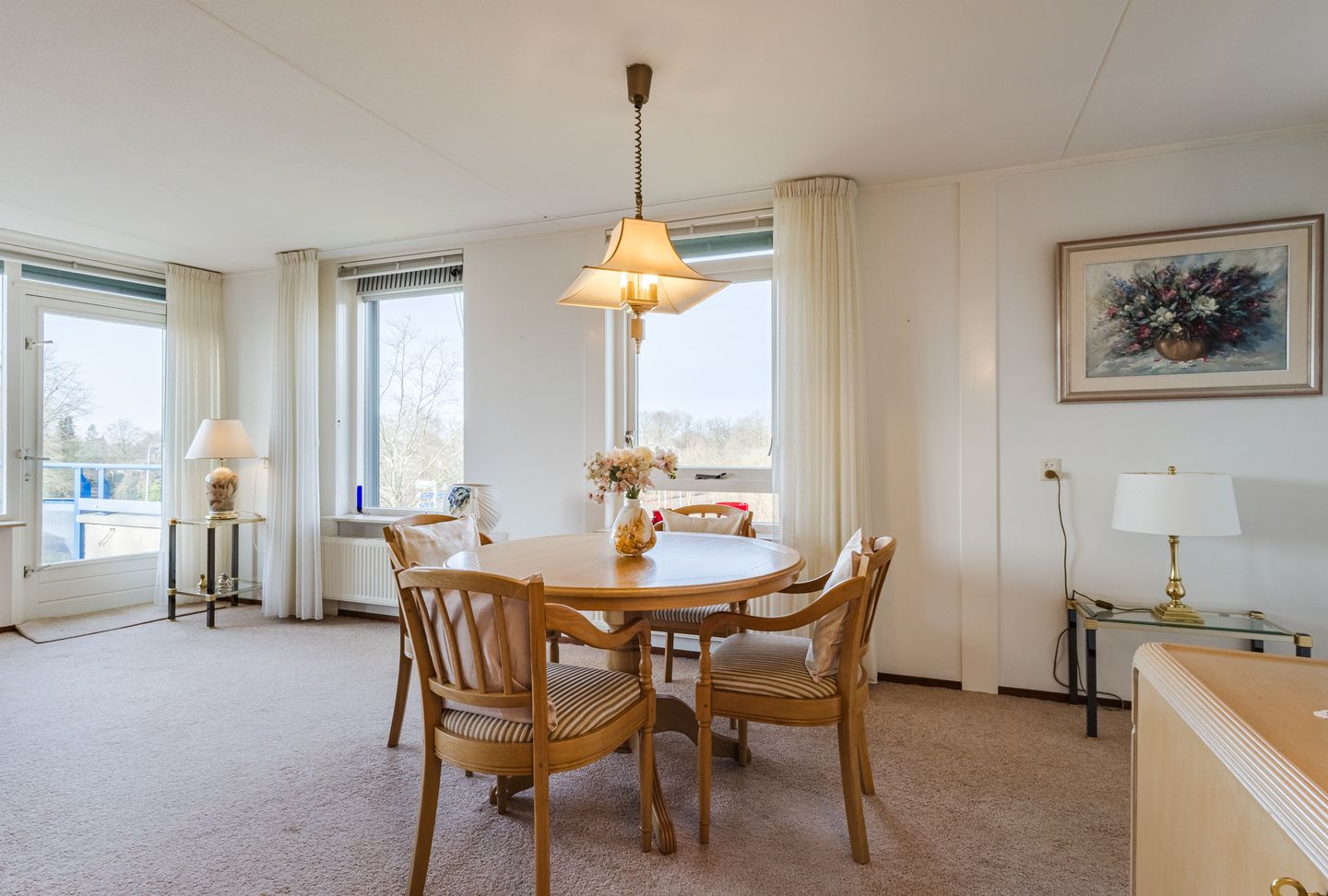 Photo 19 of Esstraat 10-12