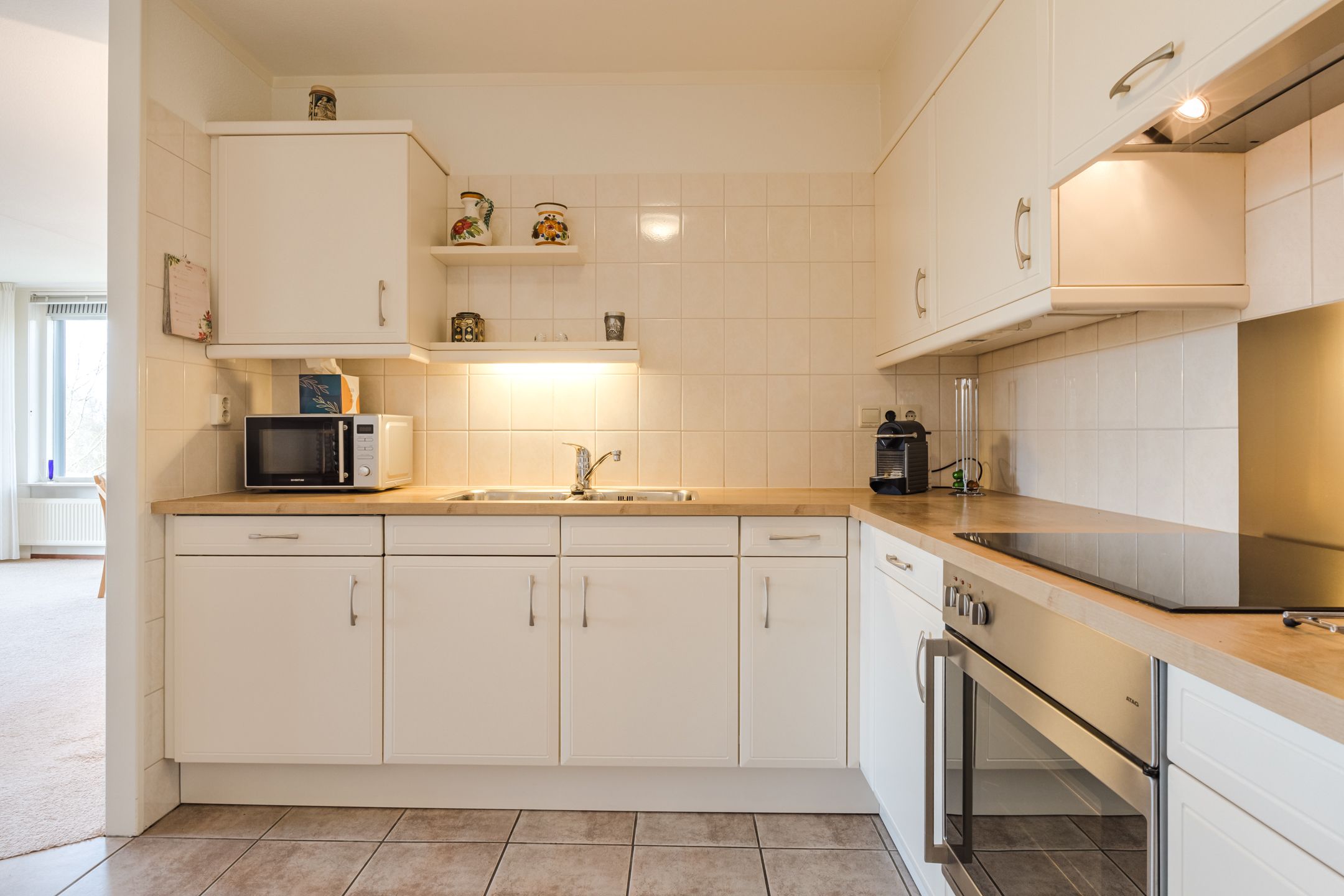 Photo 24 of Esstraat 10-12