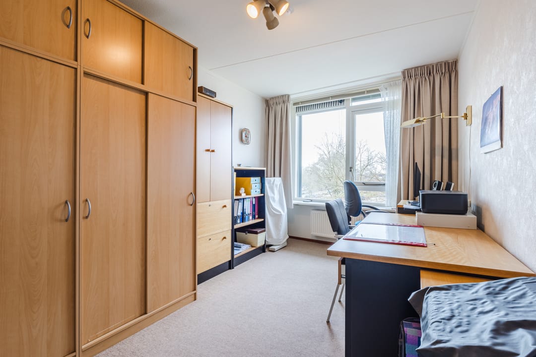 Photo 37 of Esstraat 10-12