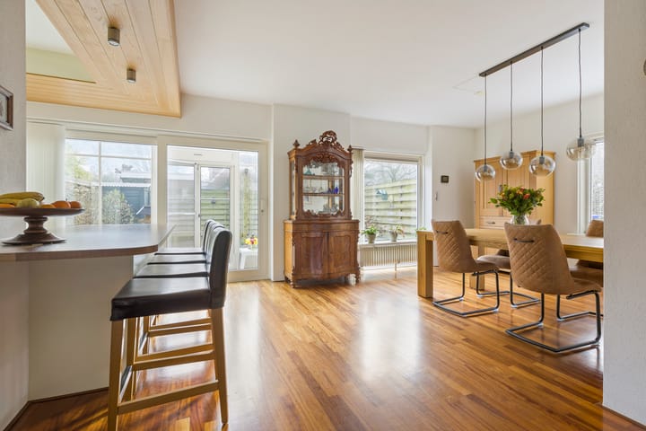 Foto 2 van Hélène Swarthlaan 111