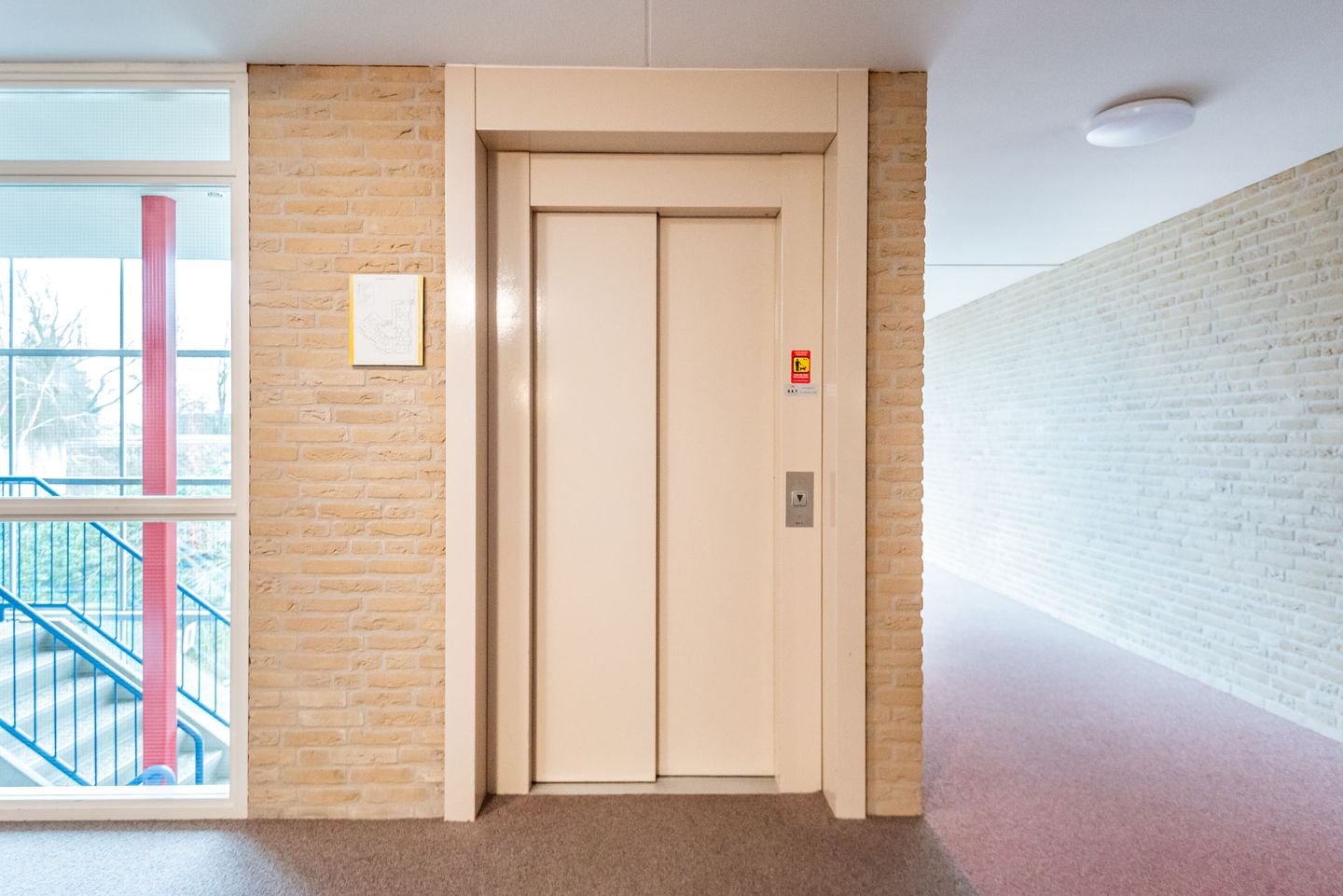 Photo 10 of Kwikkelstraat 47