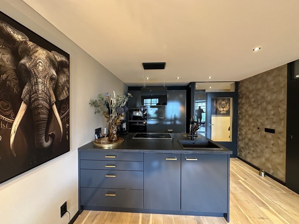 Foto 13 van Weena 61-C