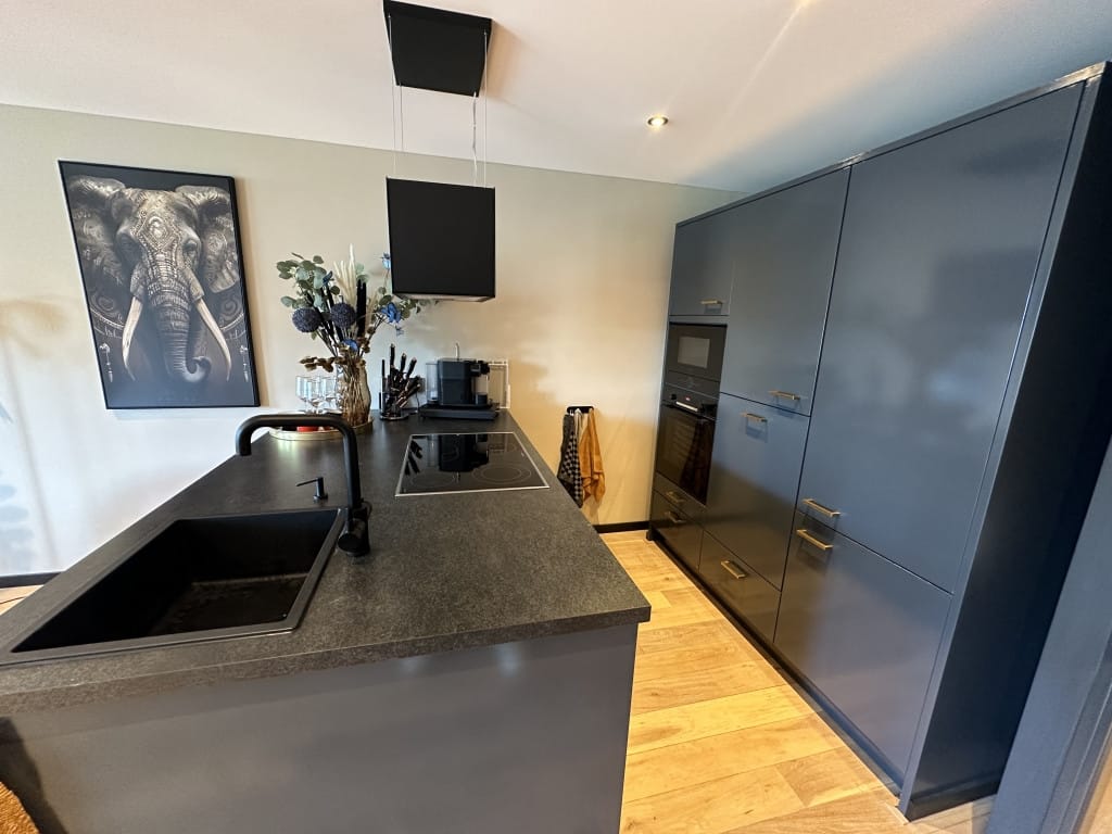 Foto 14 van Weena 61-C