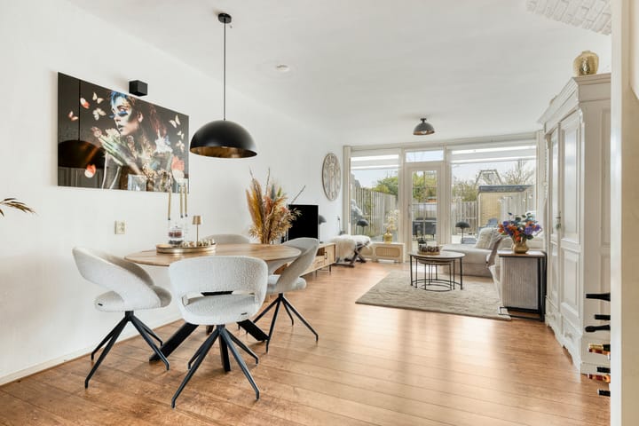 Photo 2 of Dr. M.L. Kingstraat 93