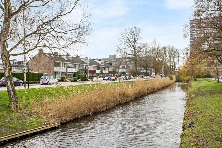 Photo 4 of Graaf Engelbrechtlaan 9