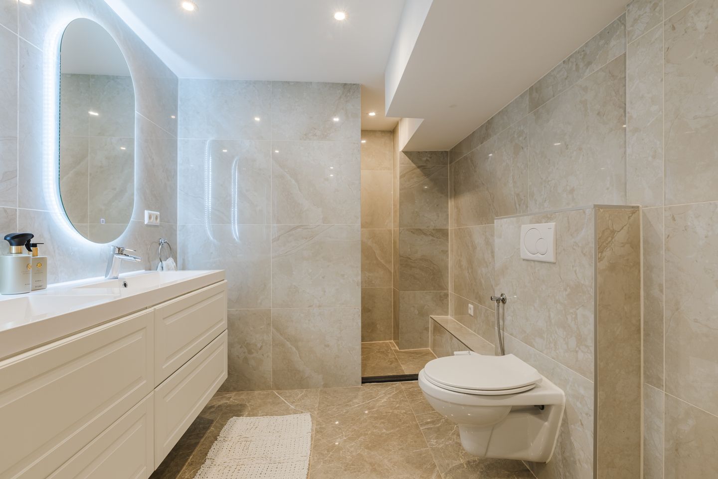 Foto 34 van Zangvogelweg 279