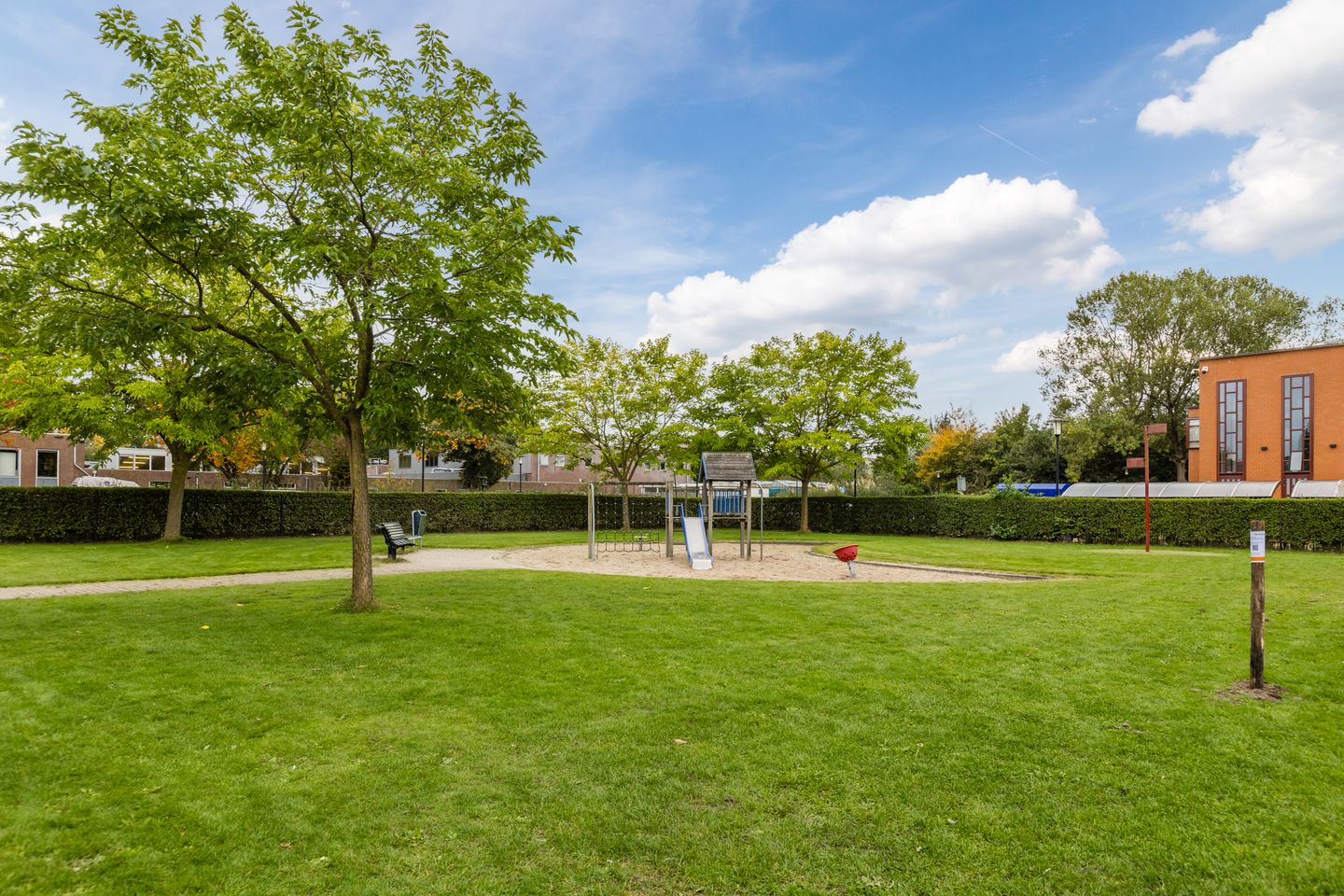 Foto 49 van Zangvogelweg 279