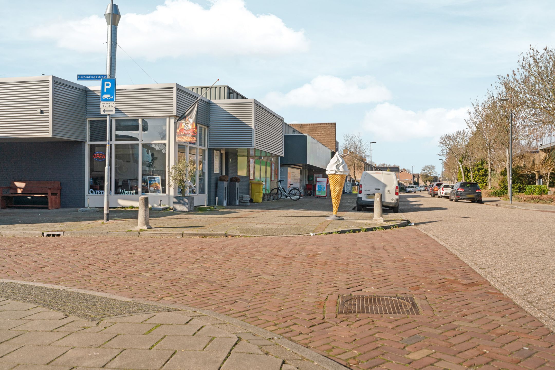 Photo 45 of Herdenkingsstraat 42