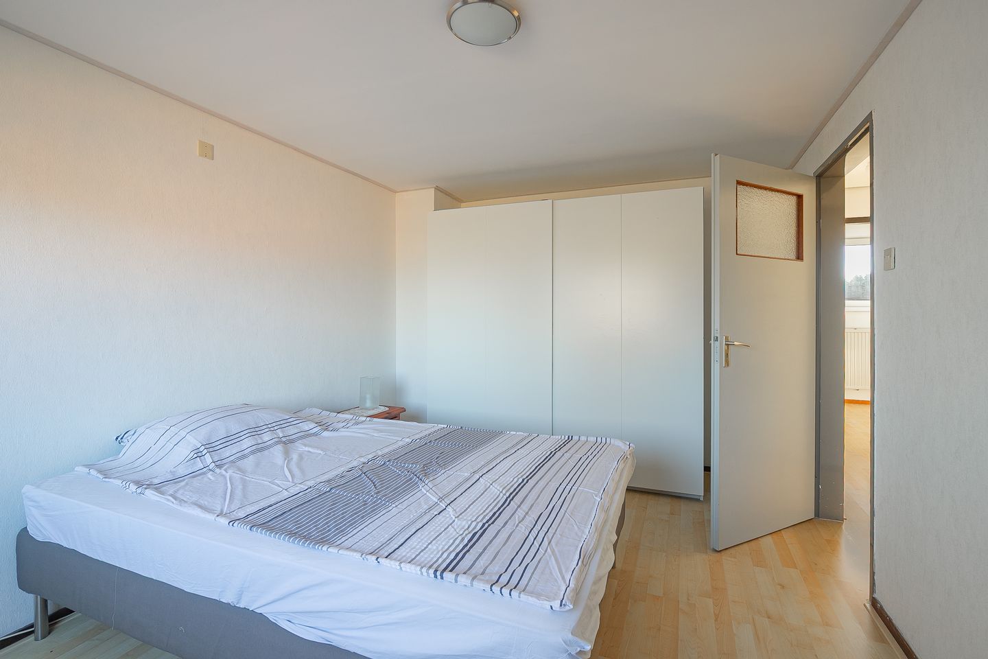 Foto 14 van Weegbree 14