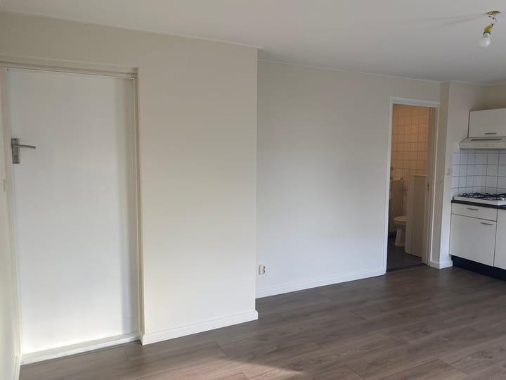 Photo 3 of Sint Paulusstraat 108-A