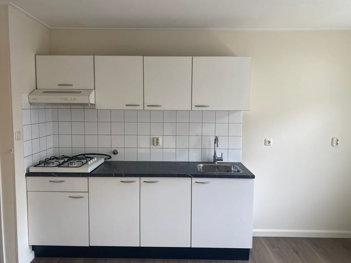 Photo 4 of Sint Paulusstraat 108-A